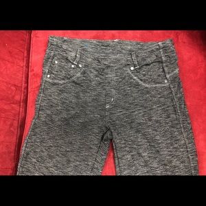NWOT Relaxed fit Kuhl pants